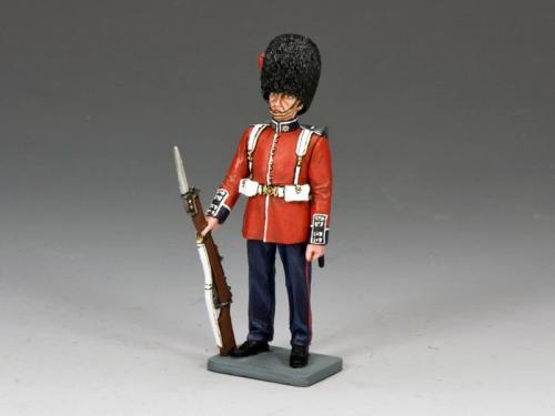 CE009 - British Guard Stand-At-Ease
