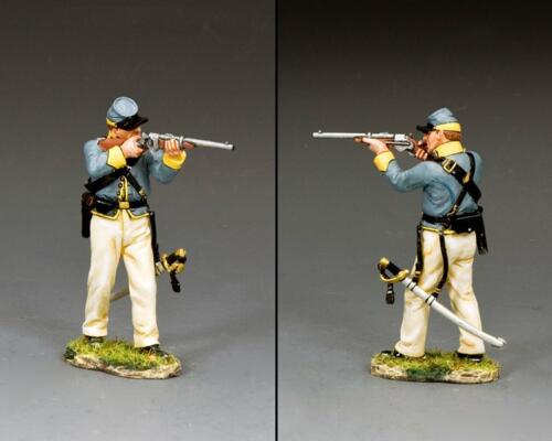 CW117 - Standing Trooper Firing Carbine 