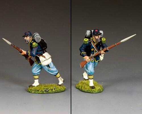 CW129 - Union Infantryman Charging