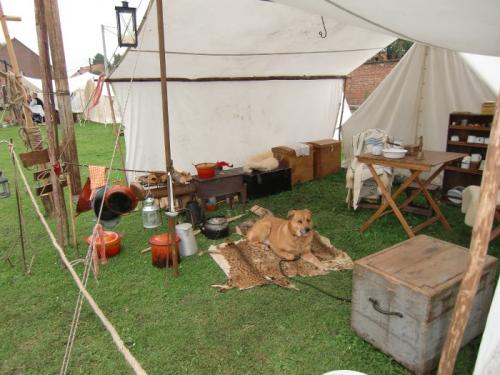 Chièvres 2016 - Campement - Je monte la garde