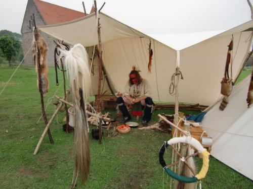 Chièvres 2016 - campement indien