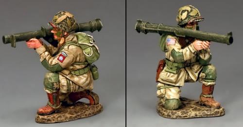 DD251 - US Kneeling Bazooka Guy
