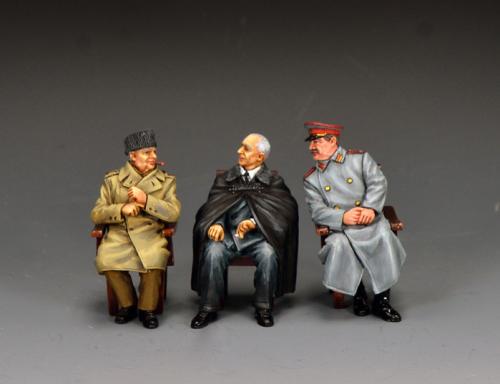 DD396 - YALTA 1945 - disponible mi-septembre