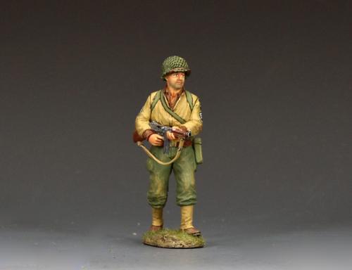 DD398 - AP the Sergeant with a Thompson Machine Gun - disponible mi-septembre