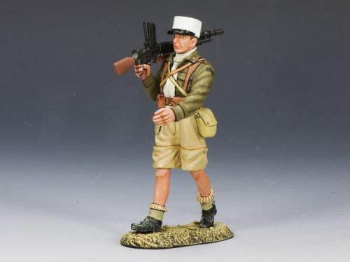 EA064 - Foreign Legion Marching with Light Machine Gun