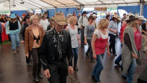 Erquelinnes 2015 - Country Winds, Line Dancers 