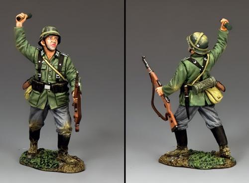 FOB164 - German Soldaten with Grenade