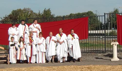 Gouy-lez-Piéton 2014 - Les édiles communaux en costume d époque