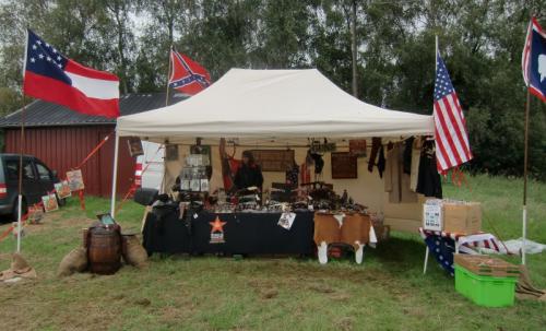 Havré 2014 - Stand du Royaume du Soldat vue générale avec lisa.