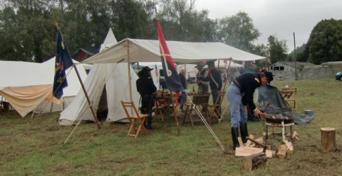 Havré 2014 - vue d'un campement 