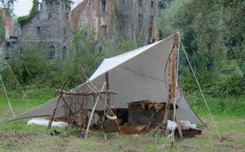 Havré 2014 - vue d'un campement trappeur 