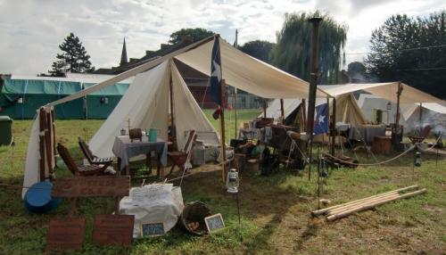 Havré 2014 - vue du campement 5th texas co