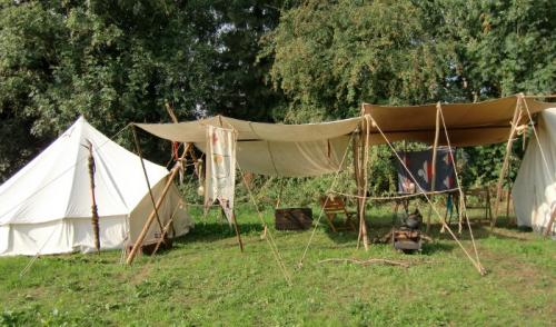 Havré 2016 - campement - tente de trappeur au Canada 