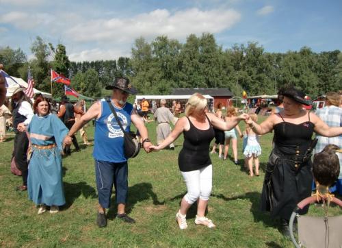 Havré 2016 - danses indiennes avec les spectateurs