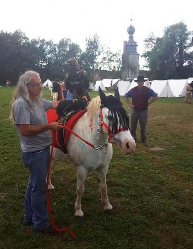 Havré 2016 - rapace - aigle royal européen et le poney Mulan