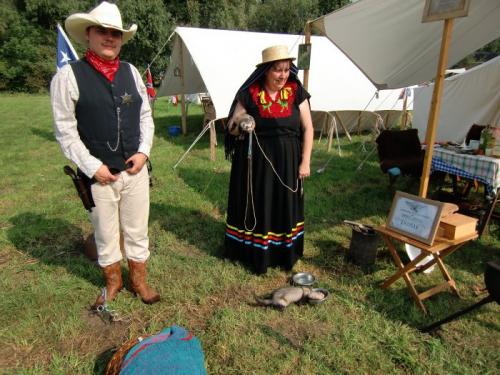 Havré 2017 - campement N°17 il court le furet