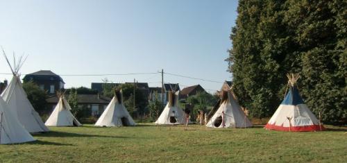 Havré 2018 - Campement indien vue d'ensemble