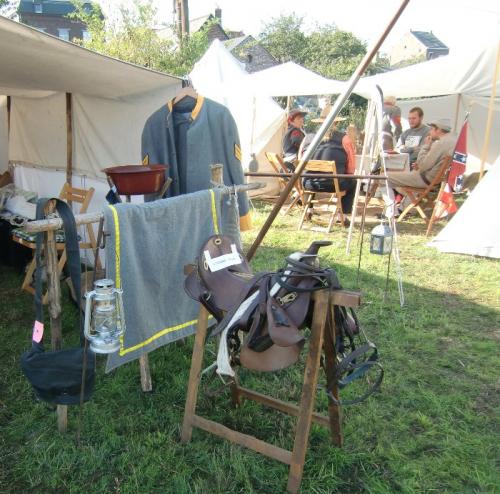 Havré 2018 - Campement sudiste ... selle à vendre