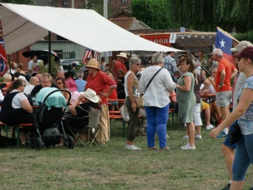 Havré 2019 - Saloon - 30° à l'ombre... le saloon est full