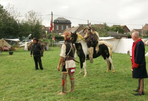 Havré 2021 - Indien avec aigle sur son cheval 