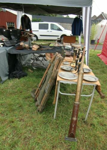 Havré 2021 - Stand d'Etienne .... avez-vous vu l'ancien aspirateur manuel