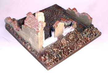 JG Miniatures - EB3 - House Ruin with Doorway