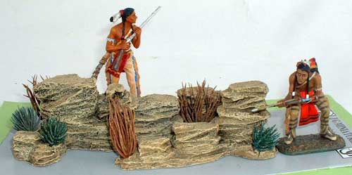 JG Miniatures - S45 - Rocks with desert shrubs - diorama avec figurines Rylit et Lineol