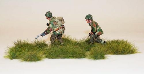 JG Miniatures - S32B - Medium grass clumps (touffes d'herbe moyennes)