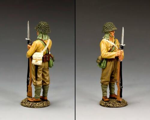 JN073 - I.J.A. Soldier Standing at Ease