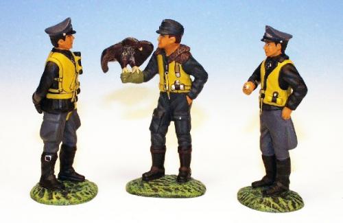 LF3 - Air Wars 1939-1945 - Luftwaffe Pilot with eagle and 2 pilots