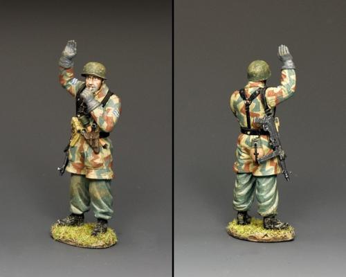 LW087 - Fallschirmajäger NCO with Whistle 