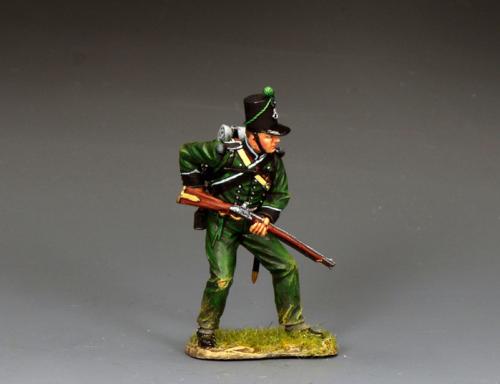 NA541 - 95th Rifles Reaching for a Cartridge
