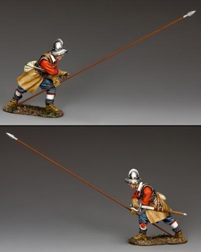 PnM002 Crouching Pikeman