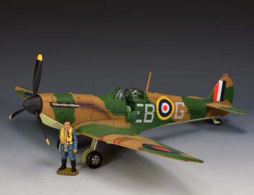 RAF101 - Supermarine SPITFIRE MKII A (Flown by F. Lieut. Eric Lock) - disponible début novembre uniquement en pré-commande