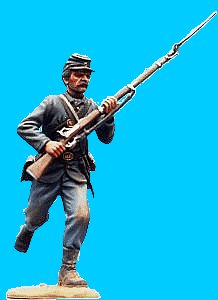 U29 - Running - rifle at ready. 54mm Union infantry (unpainted kit). (removeable blanket roll) - EN STOCK