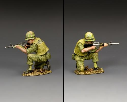 VN038 - Kneeling Marine Rifleman