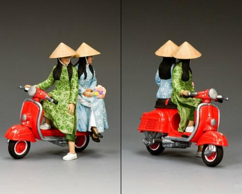 VN150 - The Red Vespa Girls 