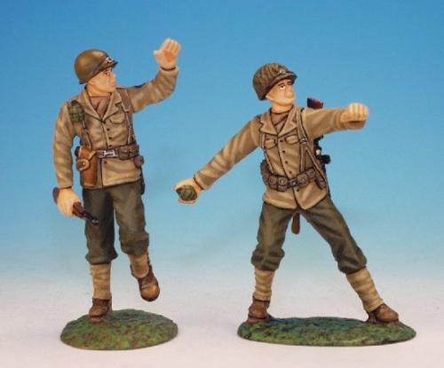 WUSI4 - United States Army '44, Officer and grenade thrower